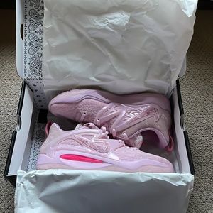 Kevin Durant 15 Aunt Pearl Basketball Shoes